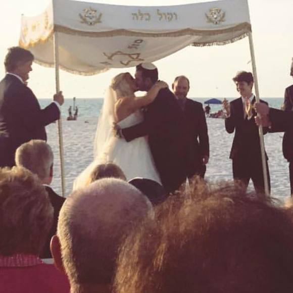 Meet your Posher, Lindsey - Picture 1 of 1